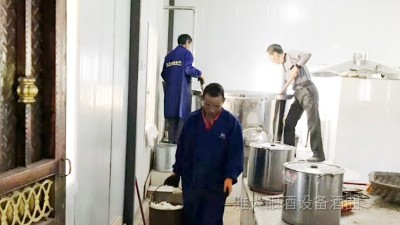 中秋臨近，燒酒設(shè)備釀造的純糧酒銷量直線上漲，你還在觀望嗎