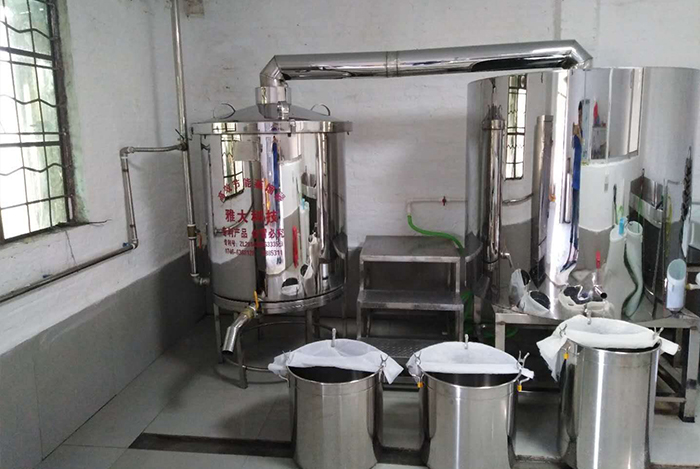 7.29純糧釀酒設(shè)備接酒，紗布過濾