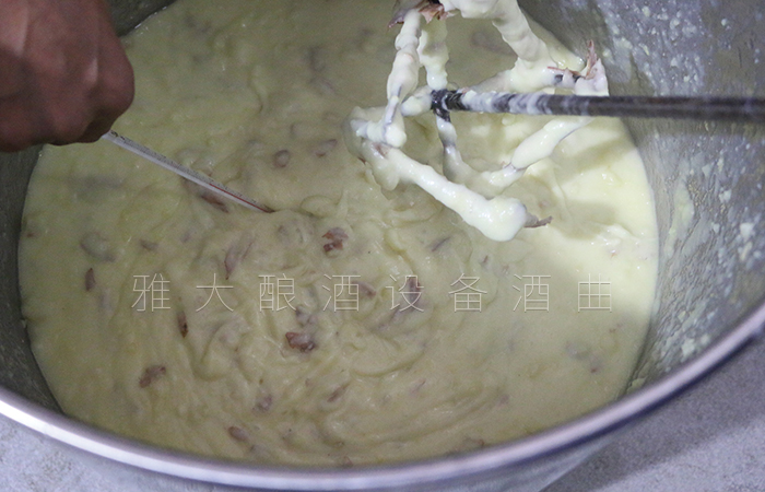 土豆打碎完成后，溫度為50度