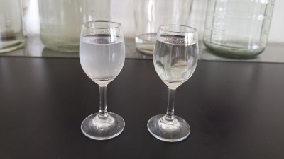 剛從白酒蒸餾設(shè)備接的酒，第2天發(fā)現(xiàn)有白色沉淀物怎么回事？