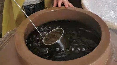 白酒新國(guó)標(biāo)規(guī)定白酒不能加食品添加劑了，那現(xiàn)在白酒還要調(diào)嗎？