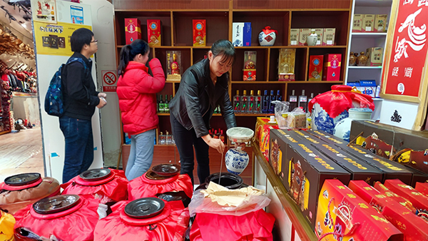 為什么這么多人喜歡喝白酒釀酒設備釀造的清香型白酒？